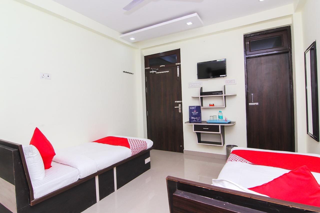 Oyo 12446 Shree Sai Guest House Prayagraj Esterno foto