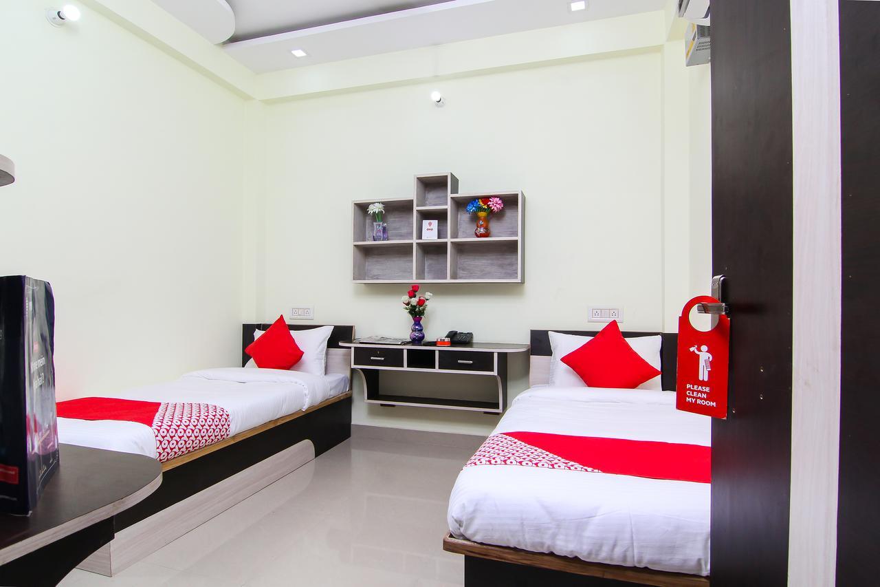 Oyo 12446 Shree Sai Guest House Prayagraj Esterno foto