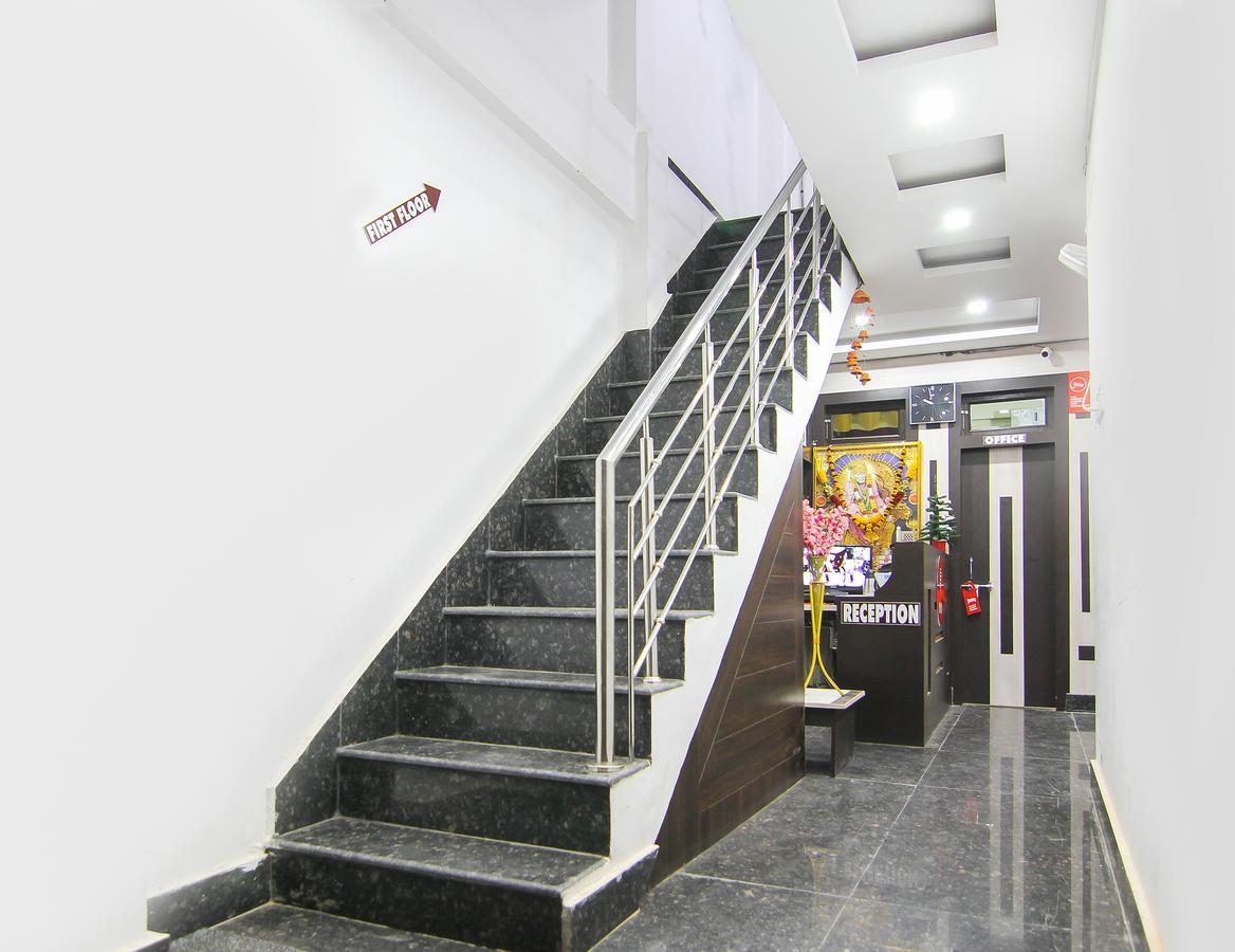 Oyo 12446 Shree Sai Guest House Prayagraj Esterno foto